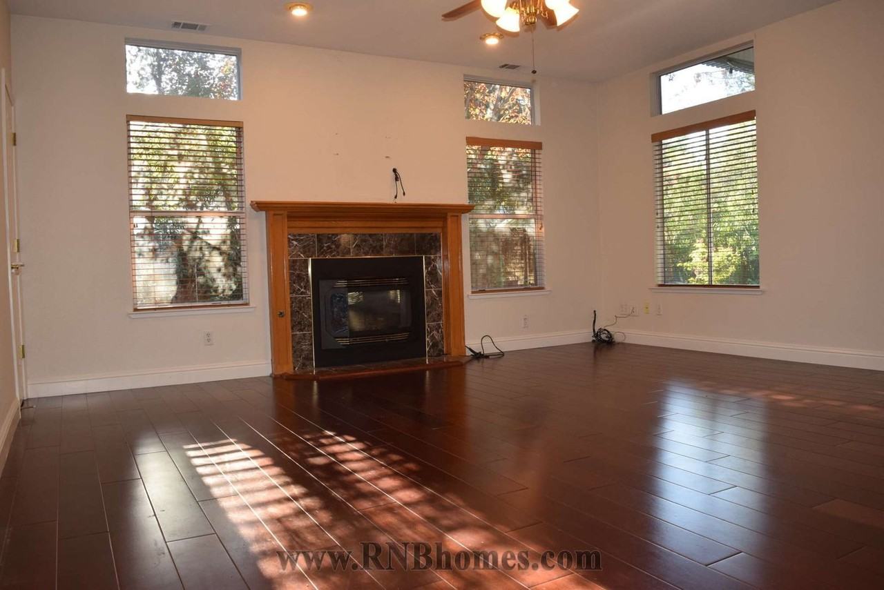 303 Ironwood Cir - Photo 6 of 26