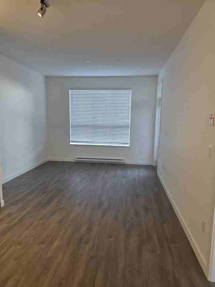 15777 85 Avenue #506 - Photo 3 of 9