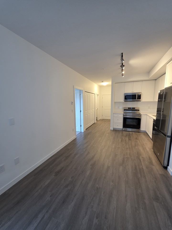 15777 85 Avenue #506 - Photo 6 of 9