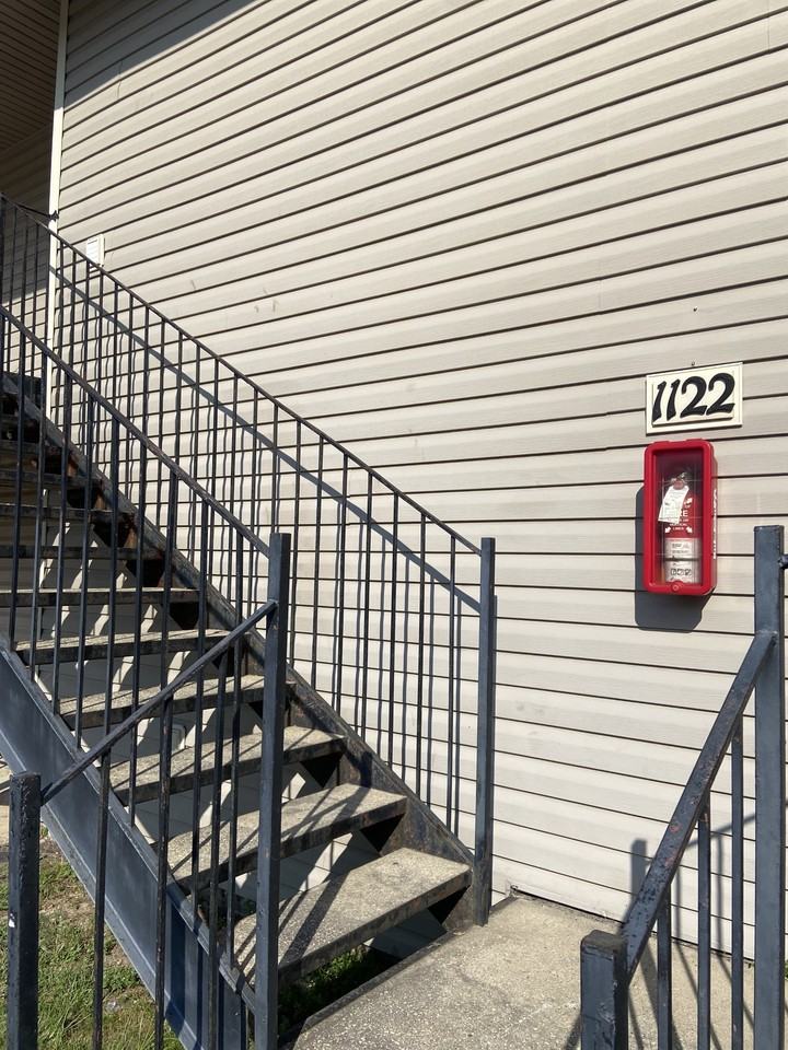 1122 Southwood Dr #5 - Photo 6 of 11