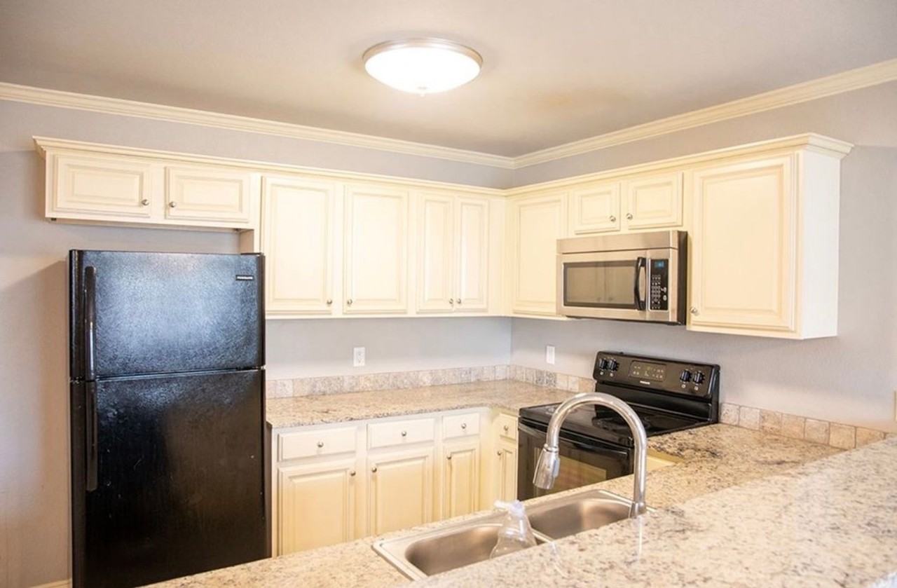 1316 N Sicily Ln - Photo 7 of 18