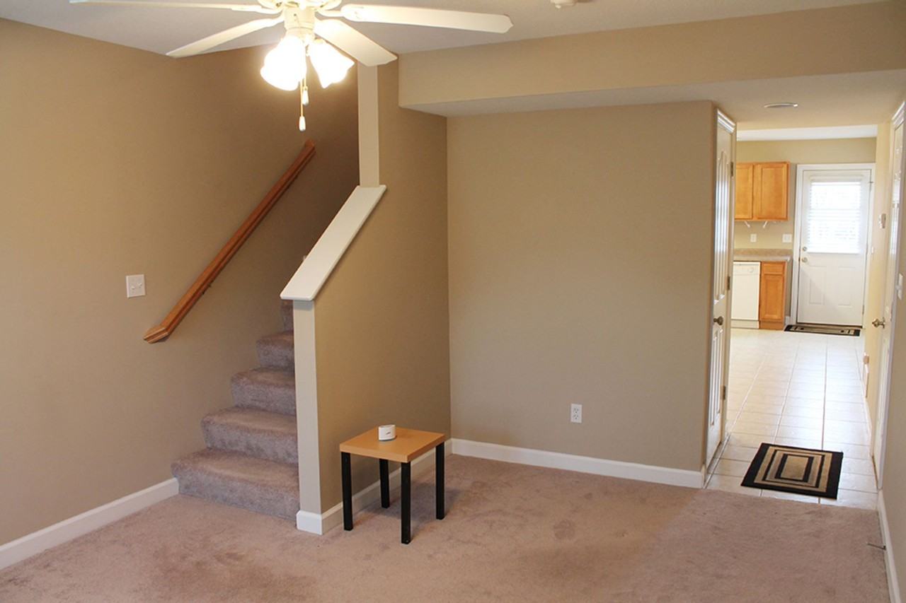 1304 E Brown School Rd - Photo 7 of 31