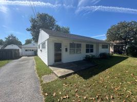 featured image of 4828 Warbler Way