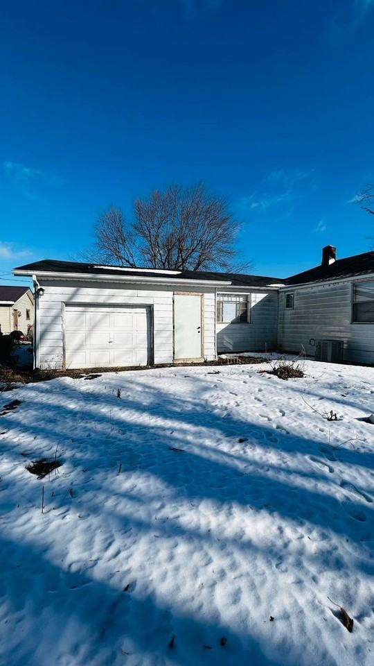 428 N Main St - Photo 2 of 13