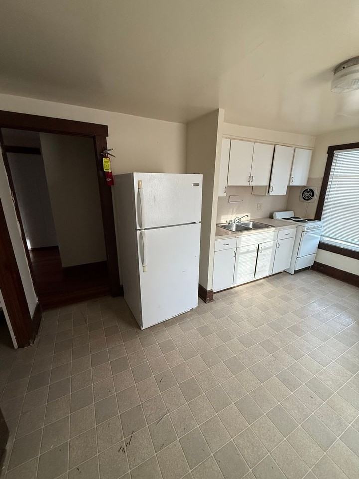 College Avenue, West-1206 - Photo 4 of 12