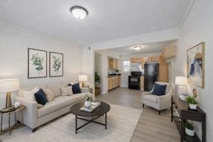 featured image of 811 Elm St