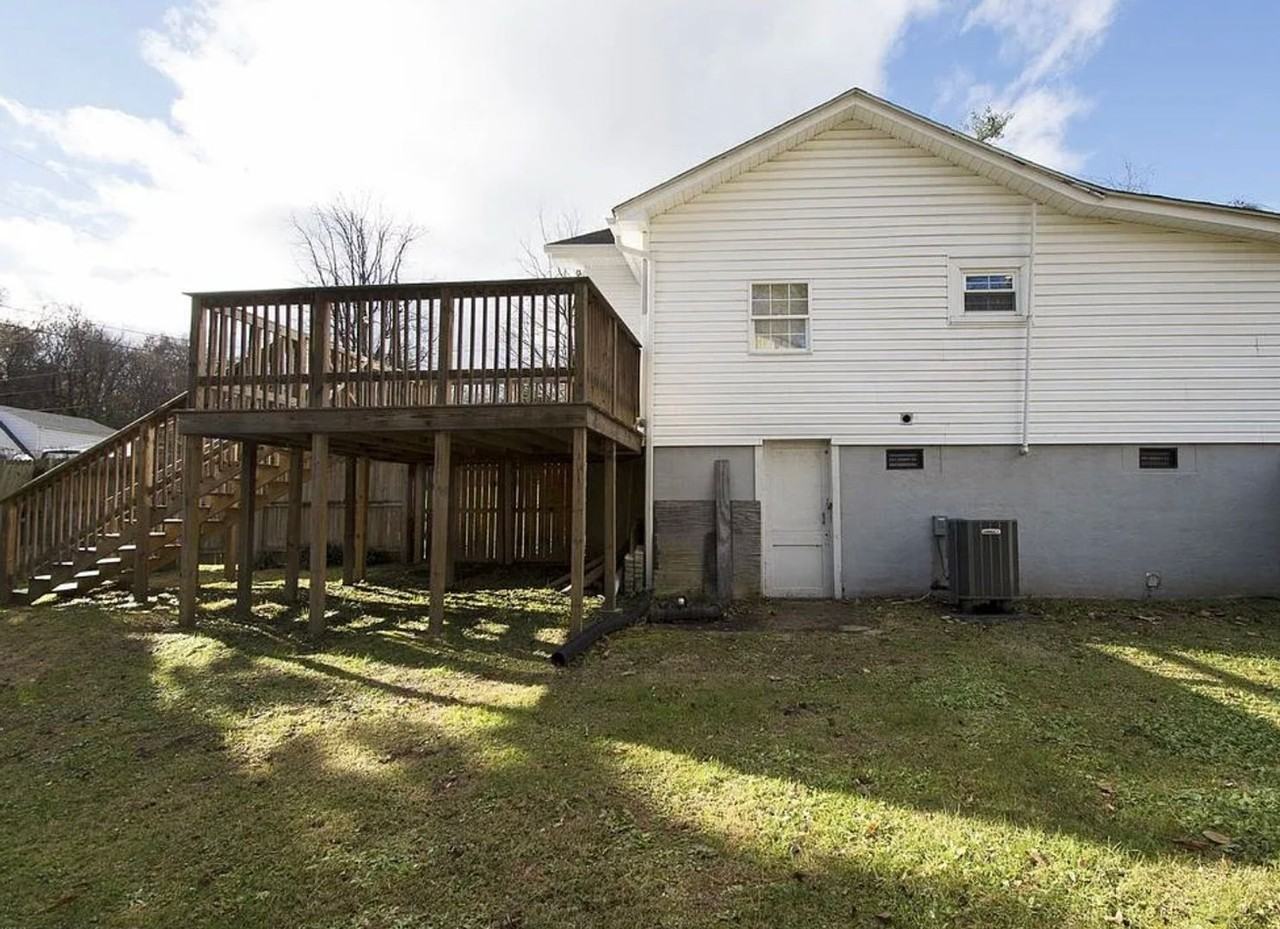 810 Monroe Ave - Photo 3 of 15