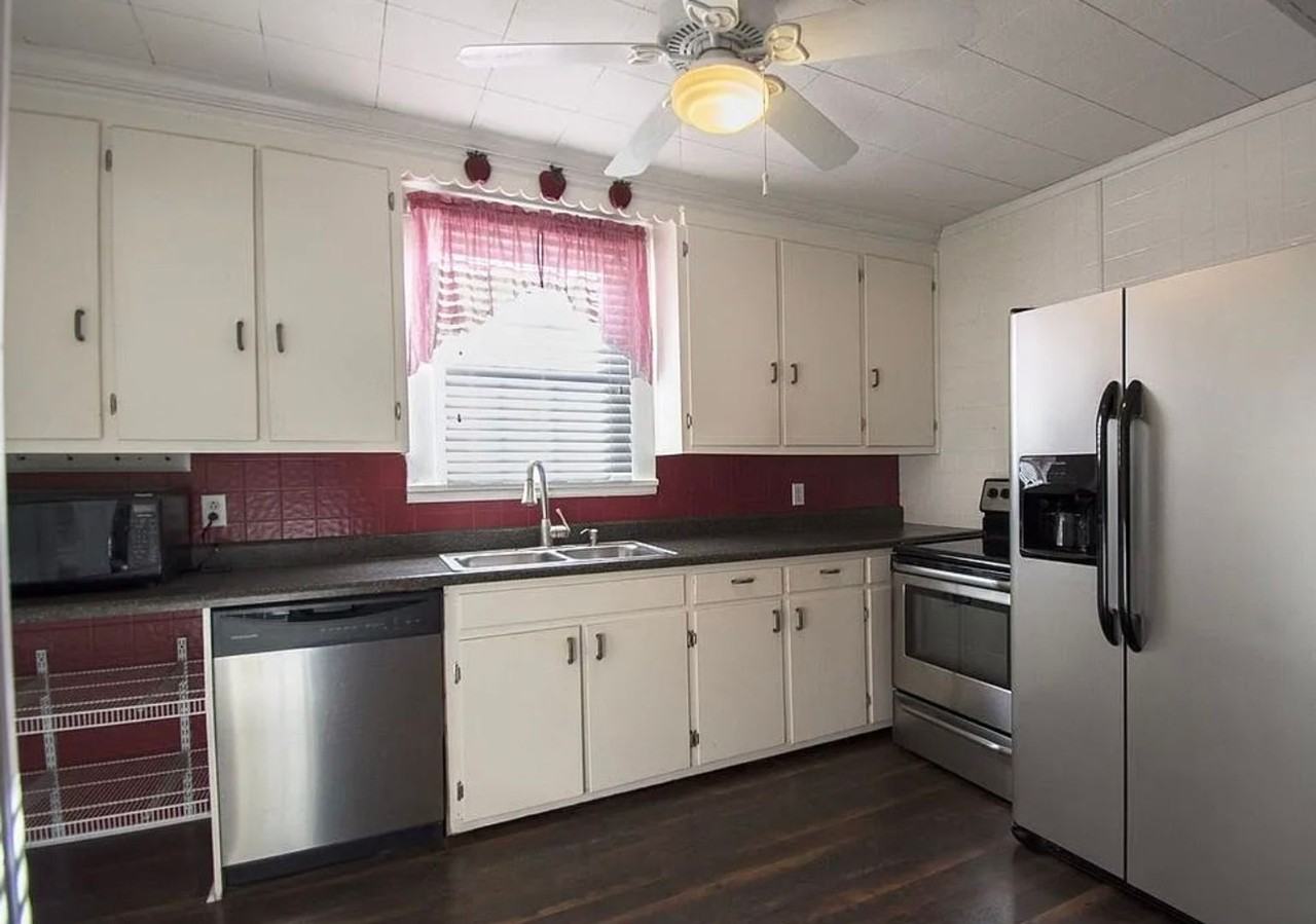 810 Monroe Ave - Photo 7 of 15