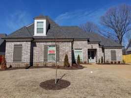 featured image of 260 Valleyview Ln