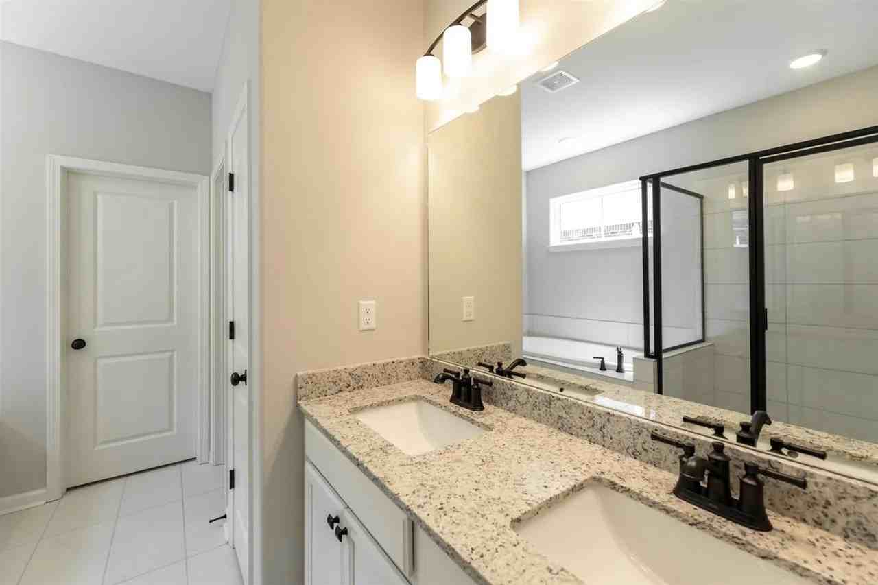 260 Valleyview Ln - Photo 6 of 11