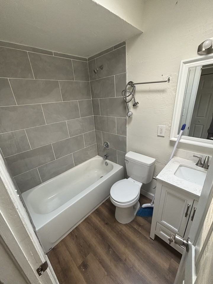 2219 Belle Vue Way - Photo 2 of 50