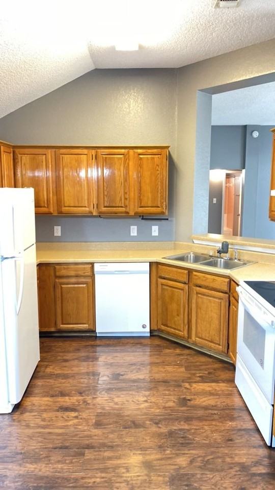 2006 Sundown Dr - Photo 6 of 6