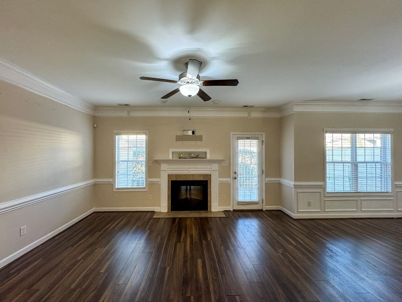 1120 Braybrooke Pl - Photo 2 of 26