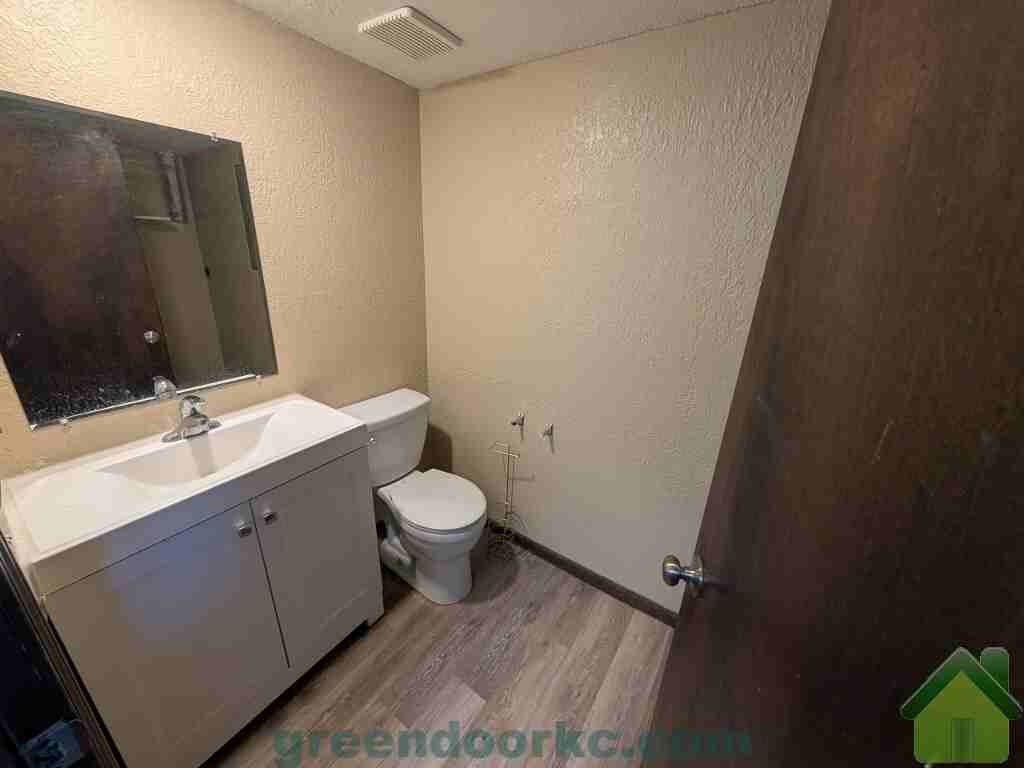16600 W 141st St #16600 - Photo 3 of 14