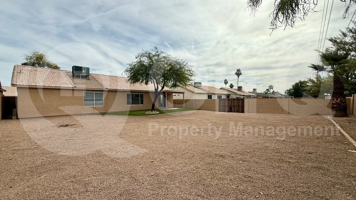 21414 N 34th Dr - Photo 2 of 15