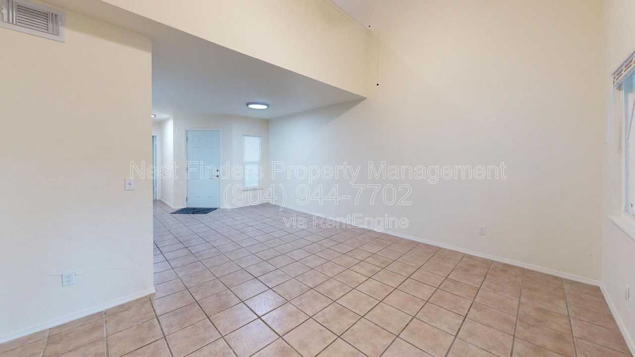 1250 Bayshore Dr N - Photo 5 of 22