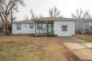 3704 Sw 40th Pl - Photo 1 of 1