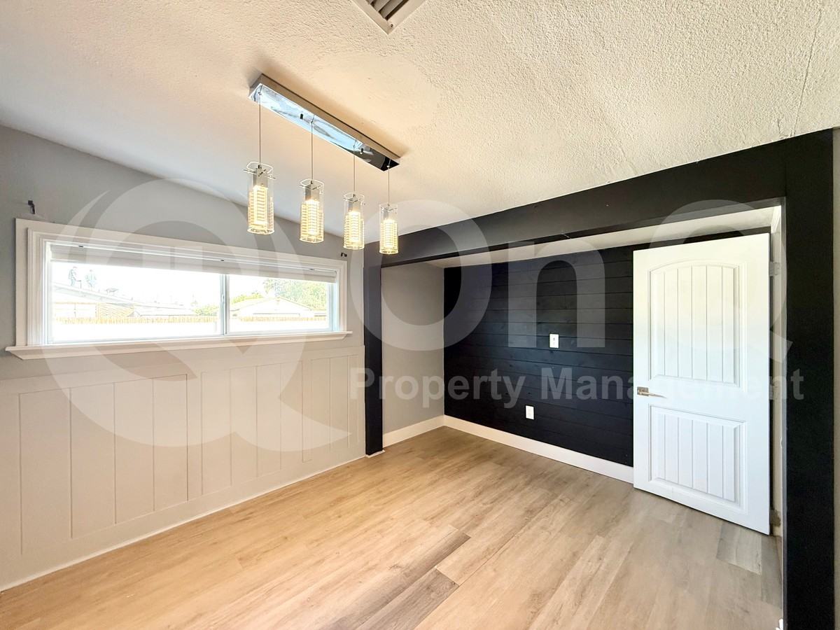 6549 E Arbor Ave - Photo 6 of 20