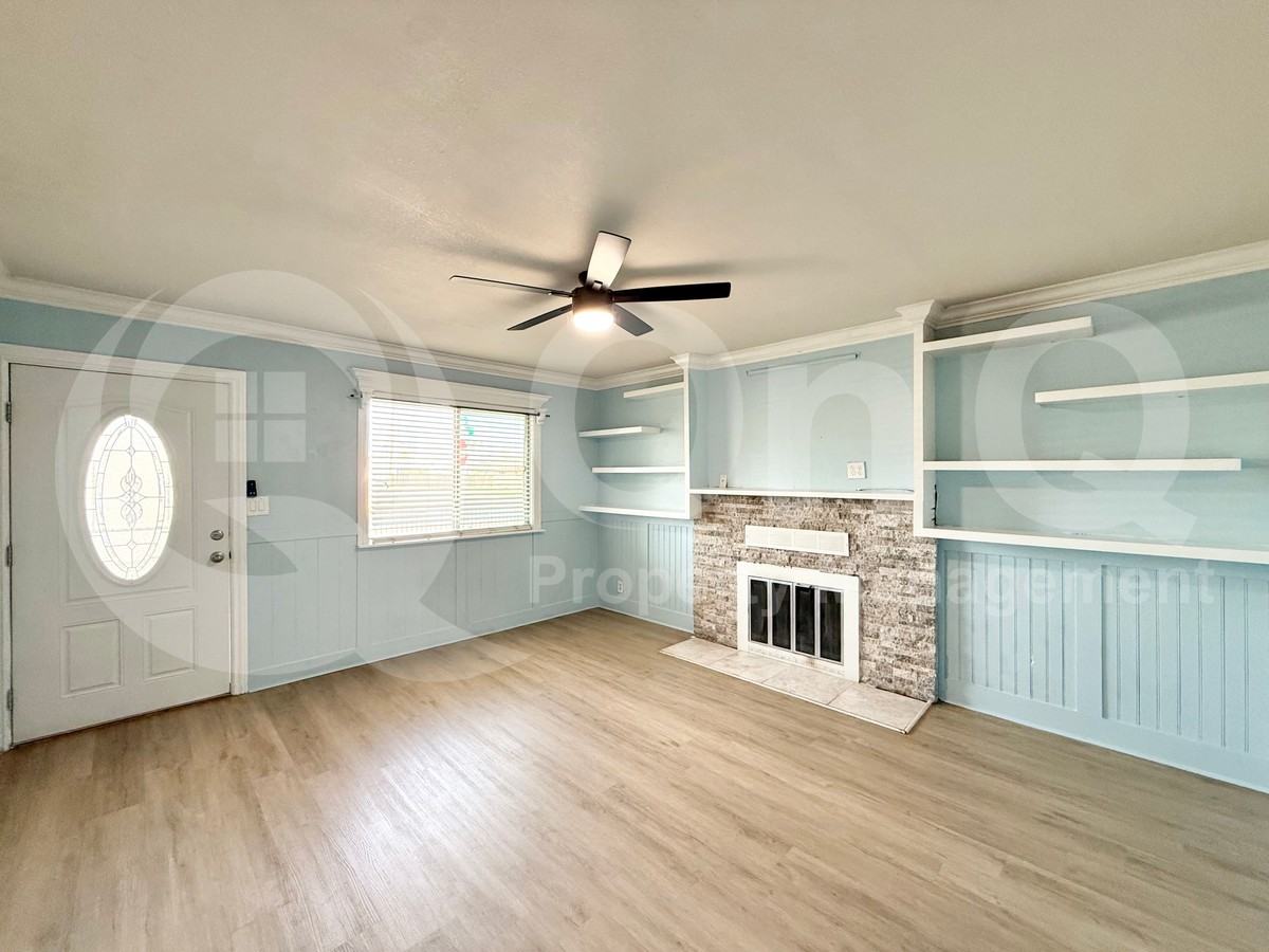 6549 E Arbor Ave - Photo 7 of 20