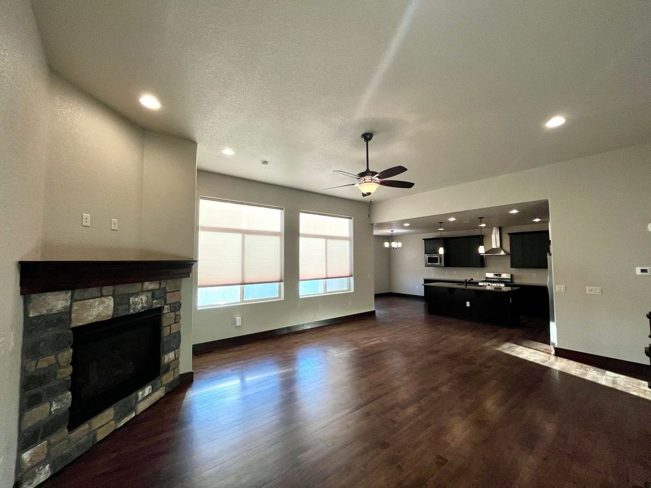 622 Vermilion Peak Dr - Photo 6 of 33