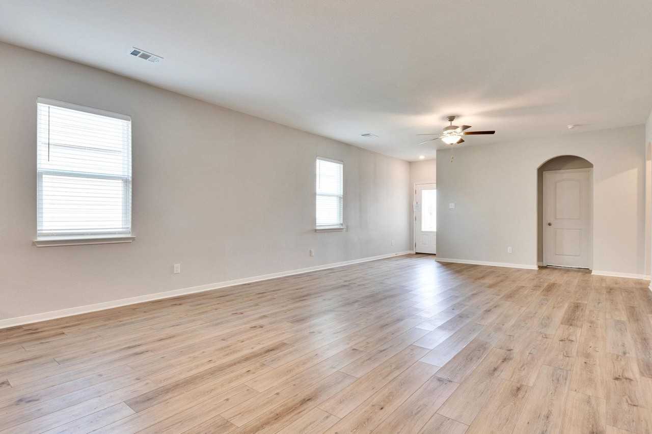 213 Mount Vernon Way - Photo 7 of 50