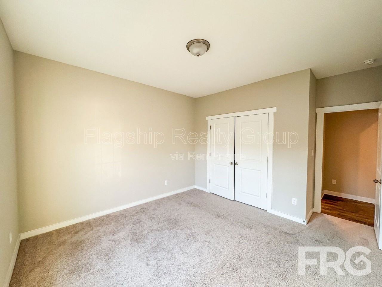 1400 S Taylor St - Photo 6 of 17