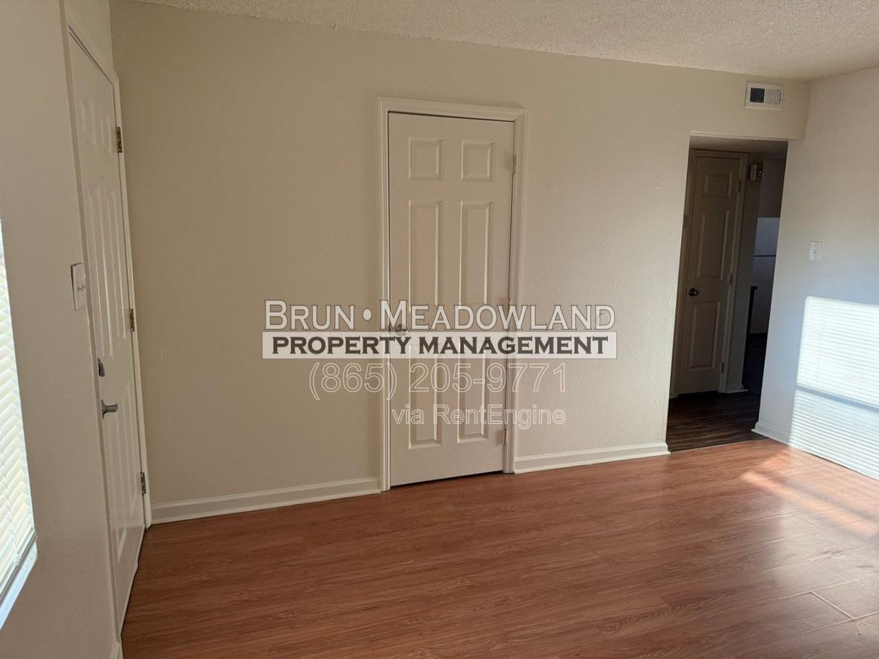 438 E Red Bud Rd - Photo 3 of 16