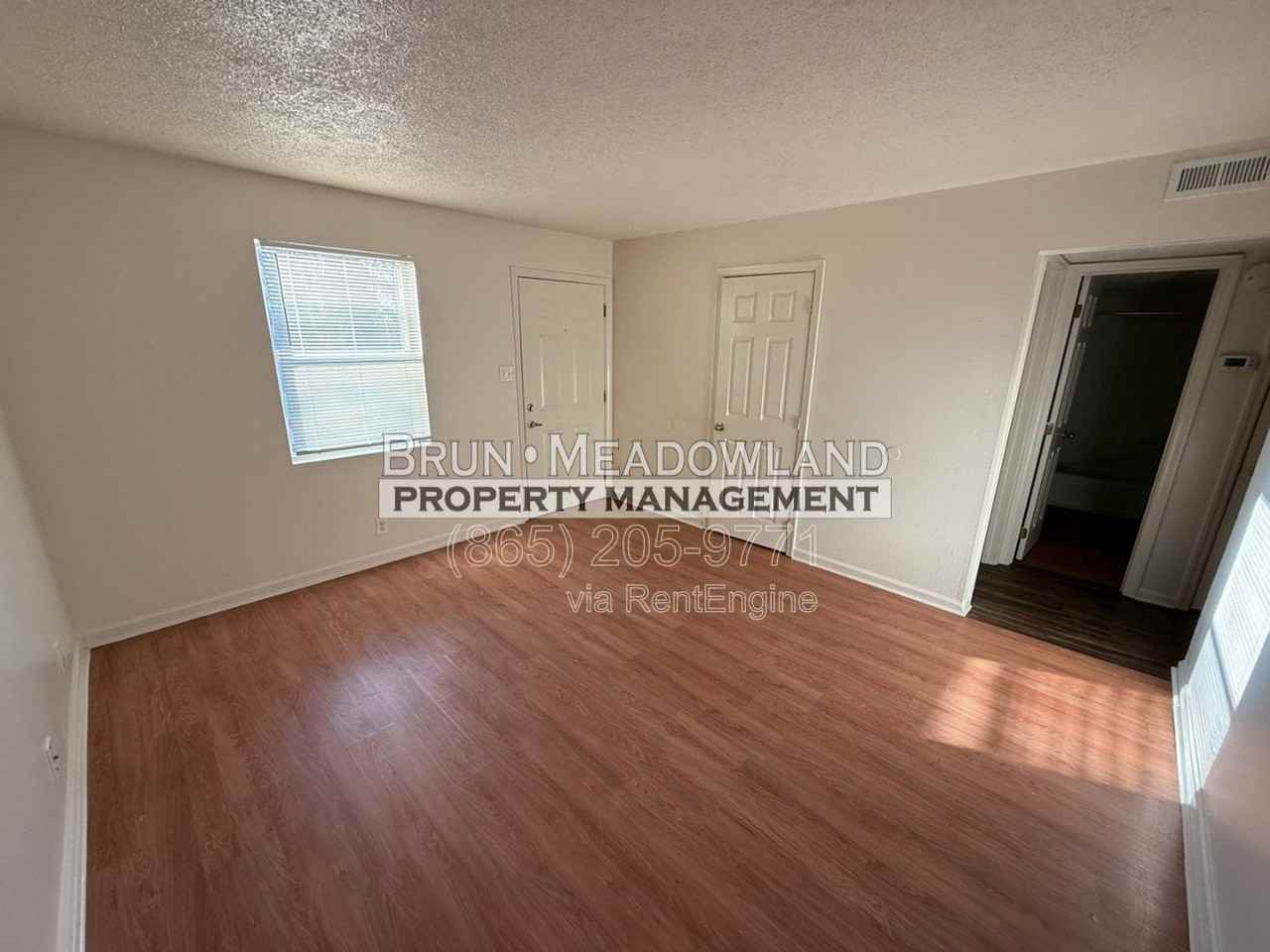 438 E Red Bud Rd - Photo 6 of 16