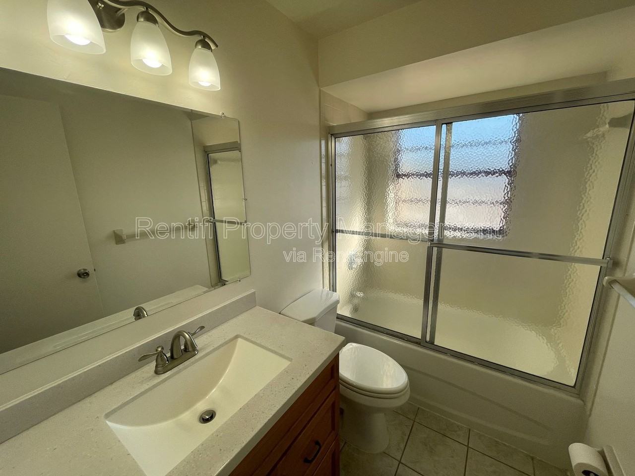 805 Se 24th Ave - Photo 6 of 17