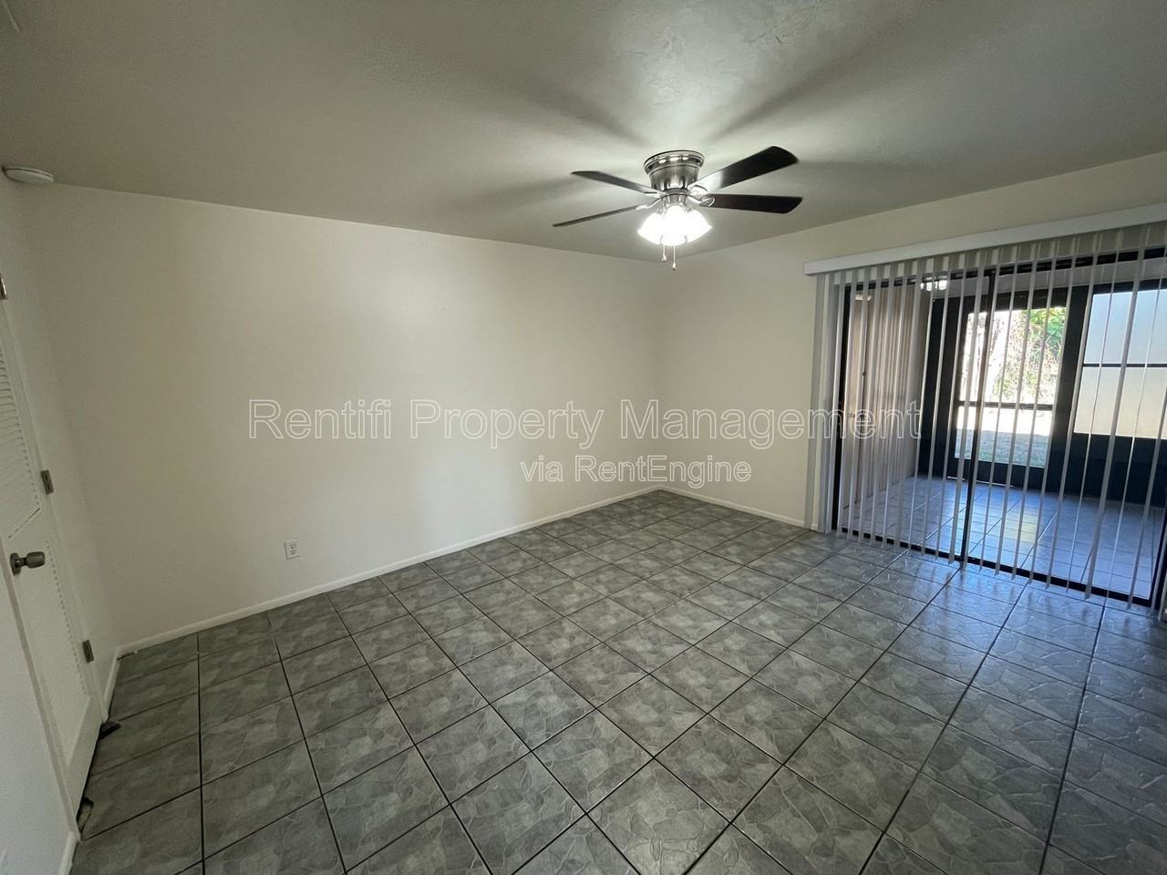 805 Se 24th Ave - Photo 7 of 17