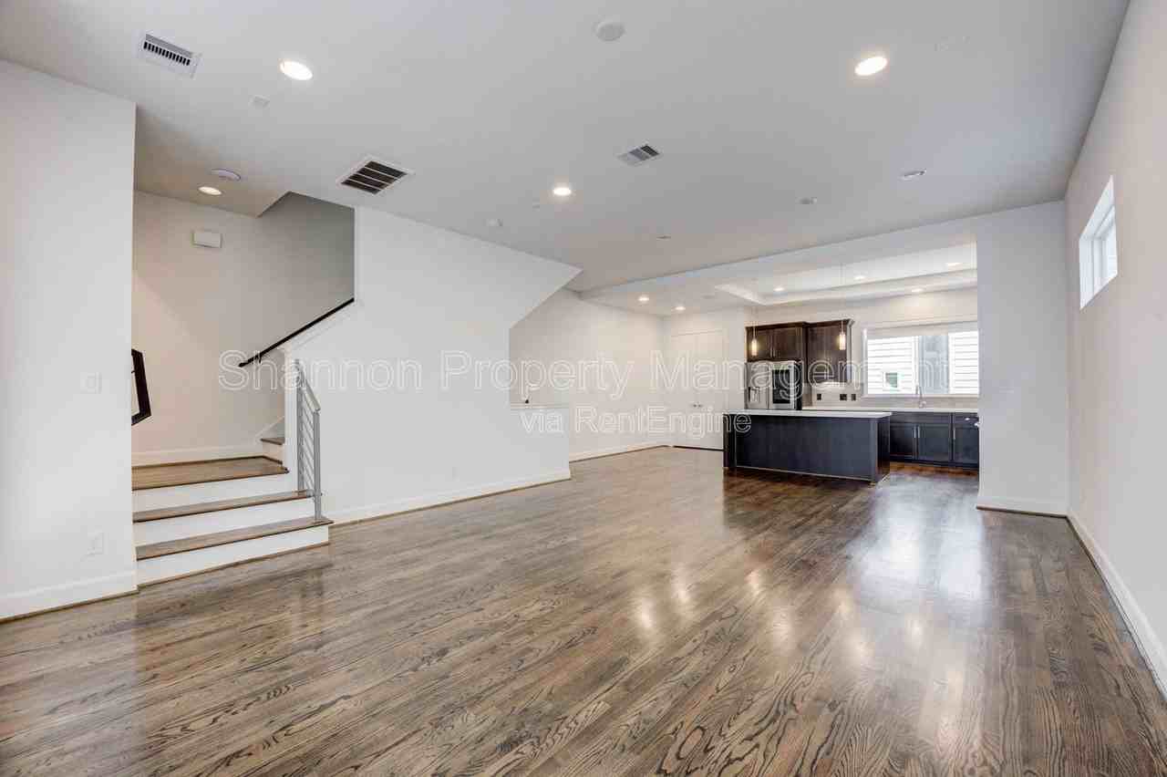 1743 Eado Point Ln - Photo 6 of 28