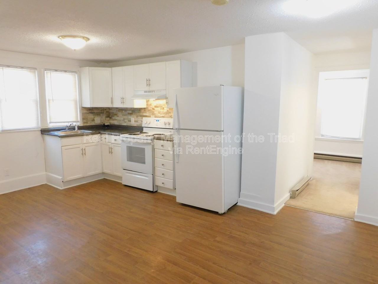 810 Brent St #B - Photo 2 of 18