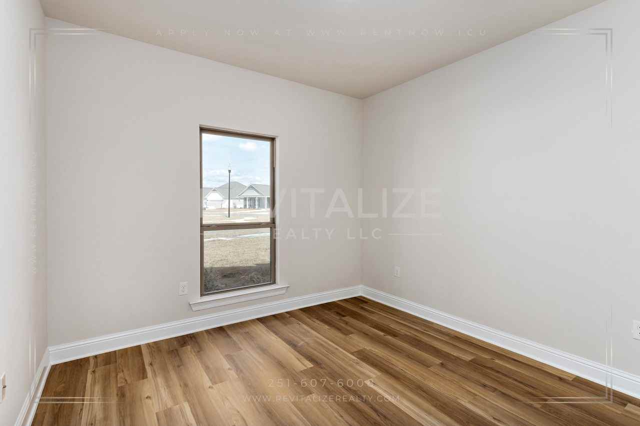 298 Tillage St - Photo 6 of 50