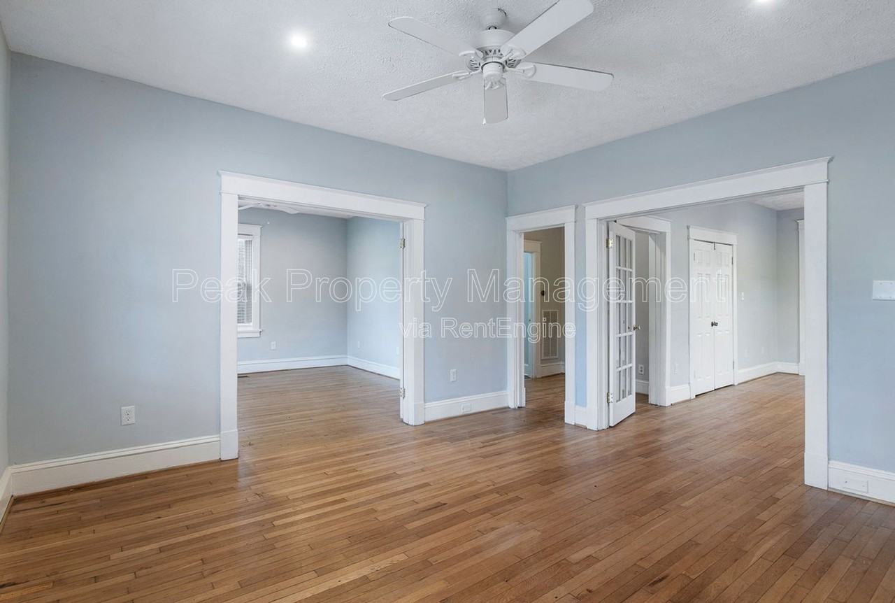 2818 North Ave - Photo 7 of 31