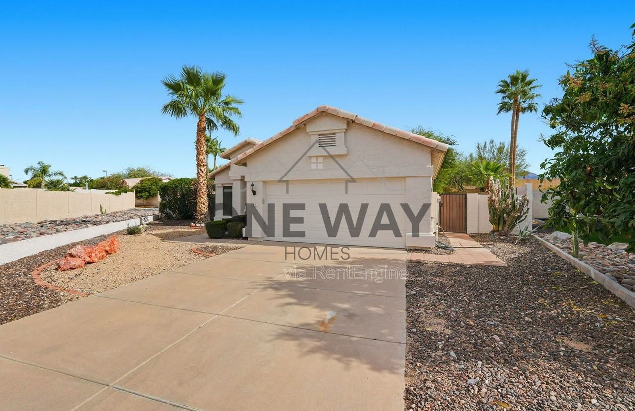 15121 N 93rd Way - Photo 2 of 37