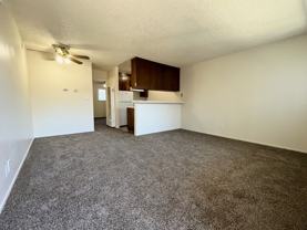 330 W Acacia Street - Photo 1 of 1