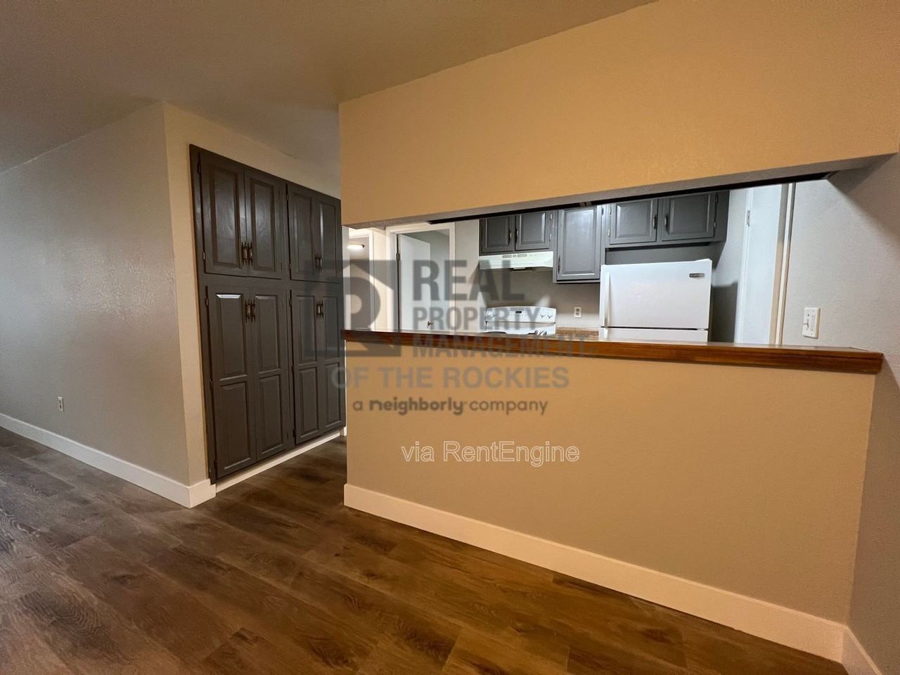 634 Mathews St #A8 - Photo 5 of 15