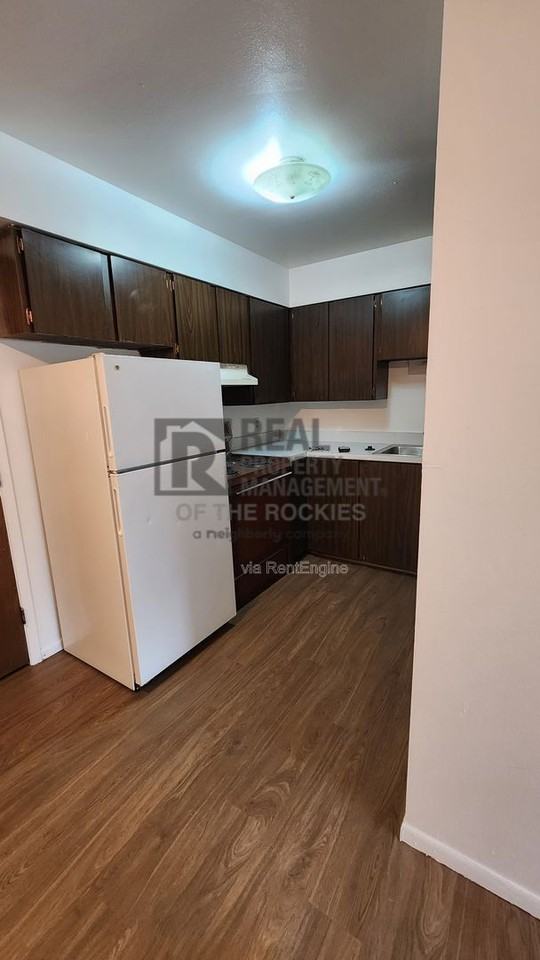 2500 Windwood Dr #201D - Photo 2 of 25