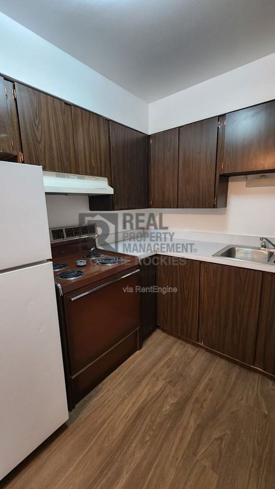 2500 Windwood Dr #201D - Photo 3 of 25