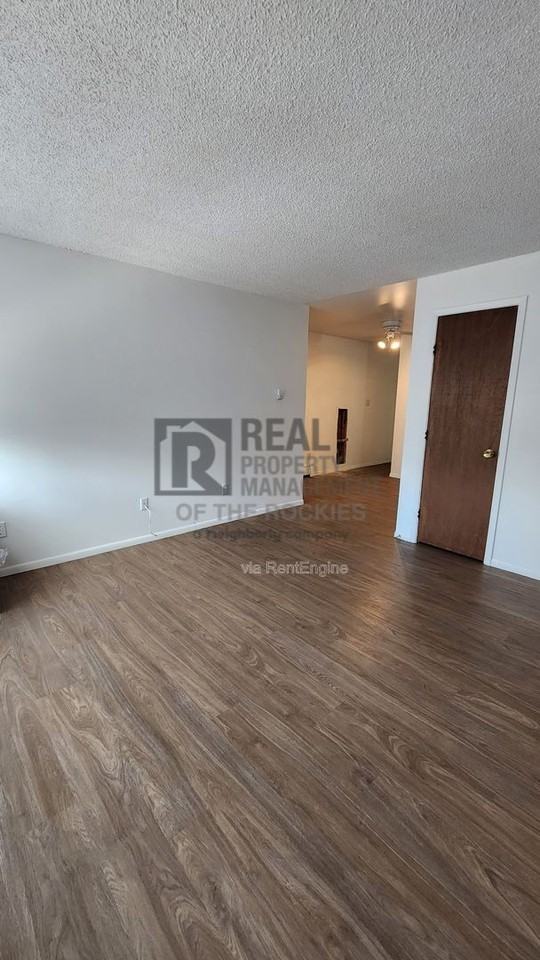 2500 Windwood Dr #201D - Photo 6 of 25