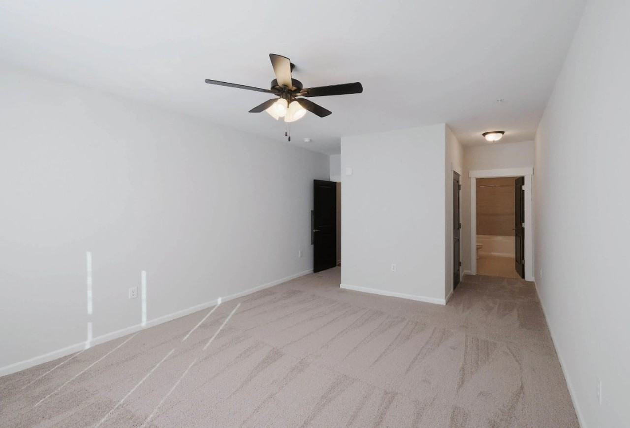 Lakeside at James Landing - Photo 4 of 27