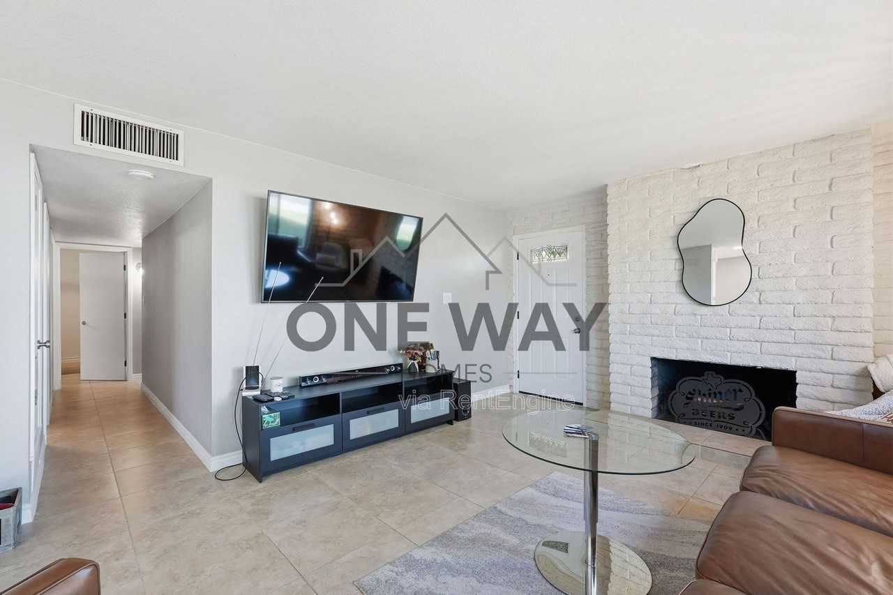 2015 E Southern Ave #8 - Photo 7 of 33