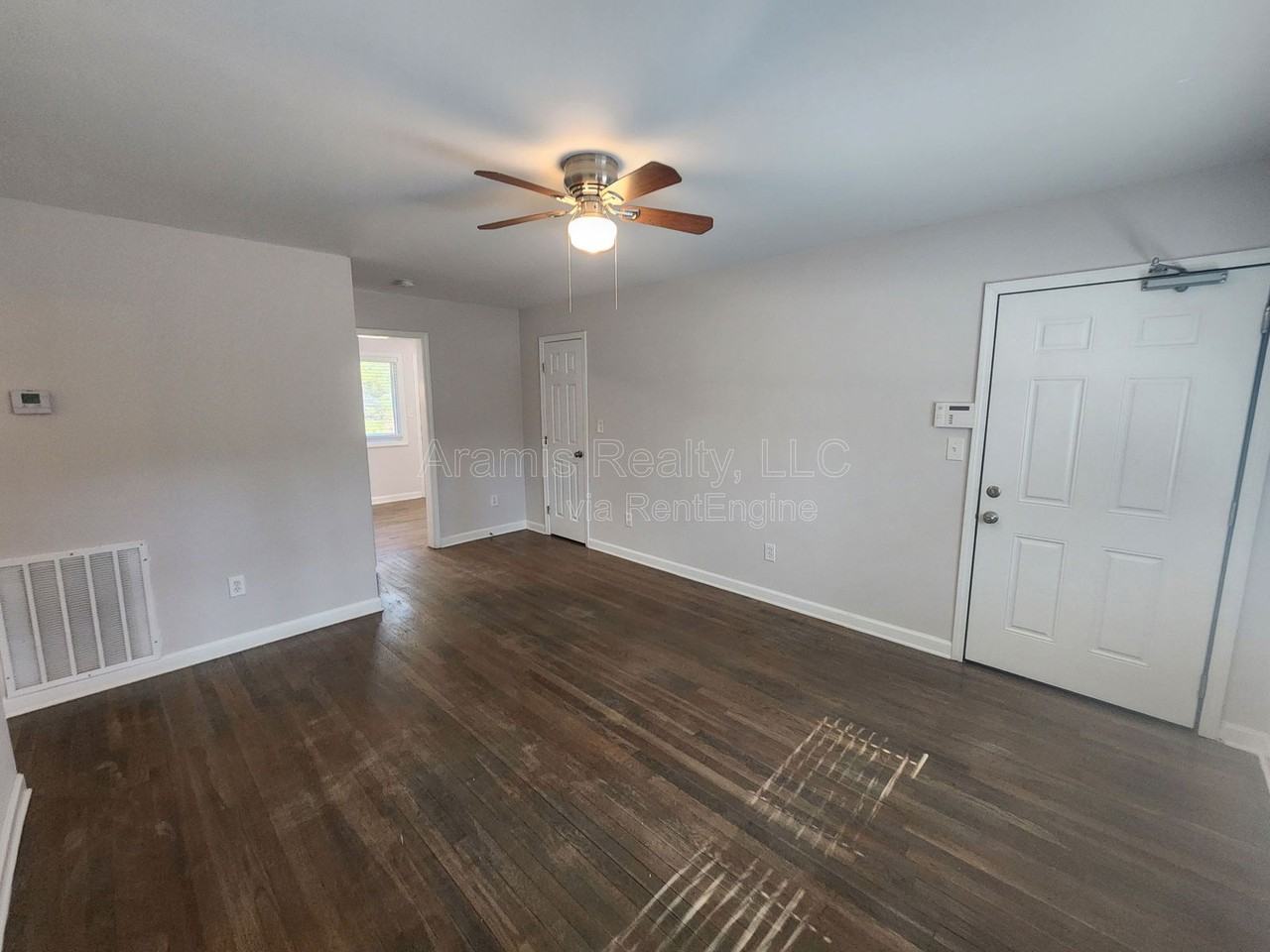 1651 Line Cir #3 - Photo 6 of 12