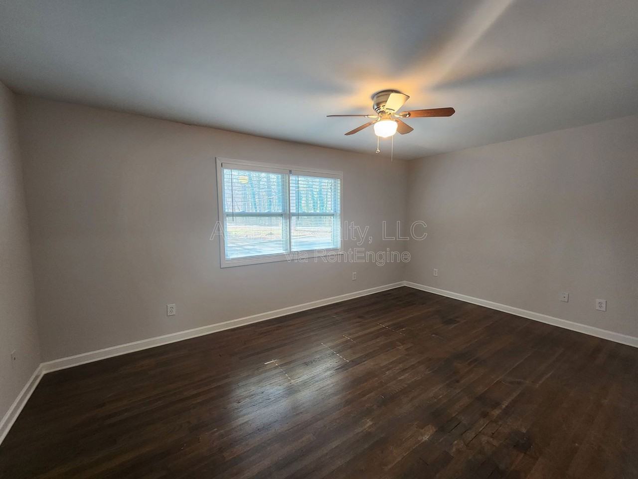 1651 Line Cir #3 - Photo 7 of 12