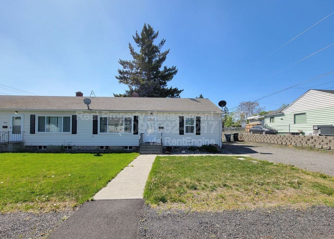 1005 Torbett St - Photo 2 of 16