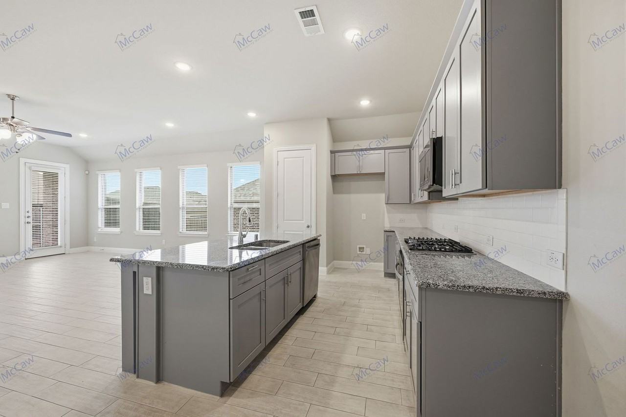 9698 Staffordshire Rd - Photo 5 of 22