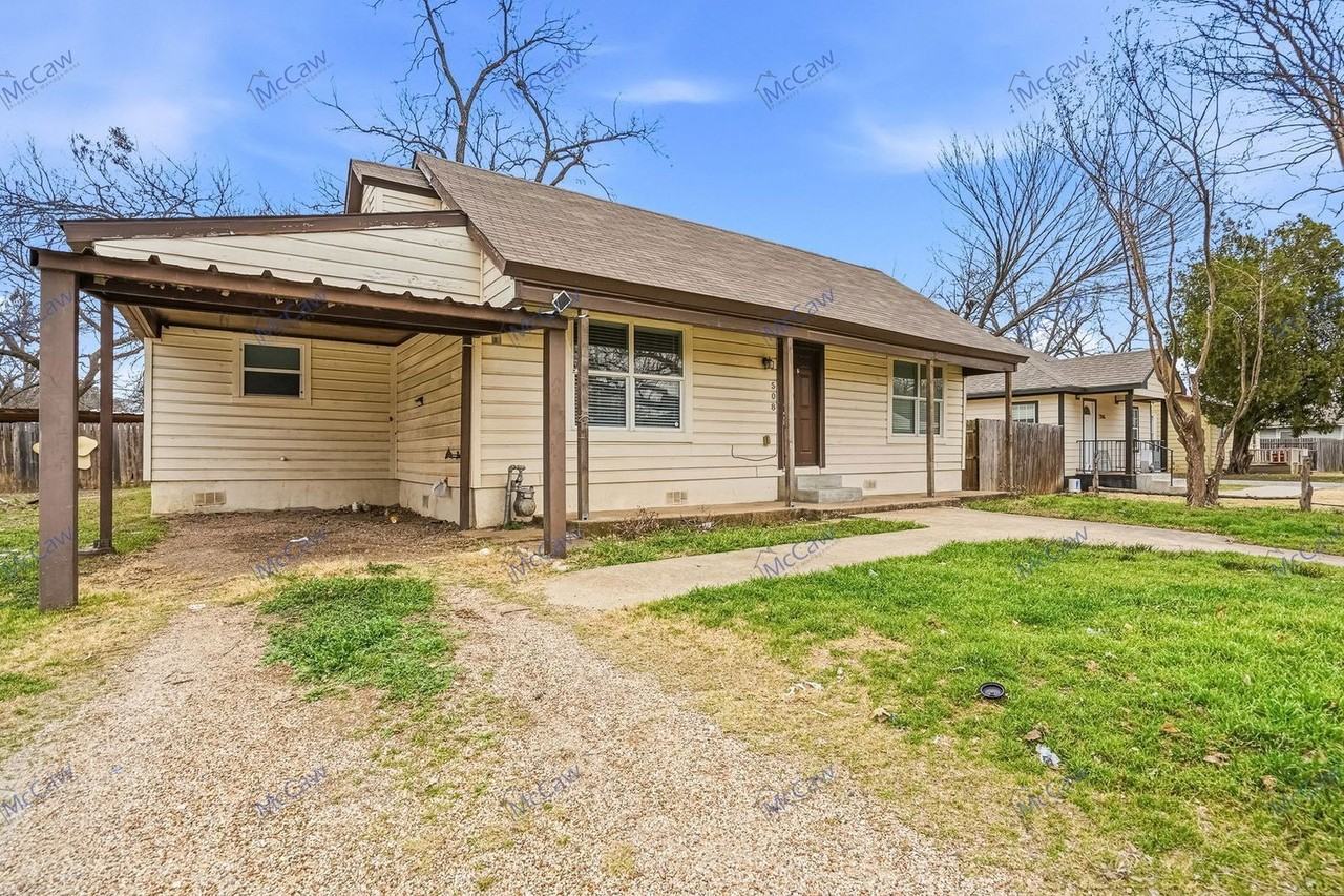 508 W Lone Star Ave - Photo 3 of 24