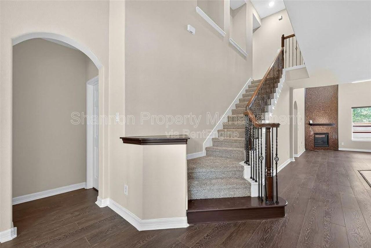 22743 Adrift Row Ln - Photo 4 of 41