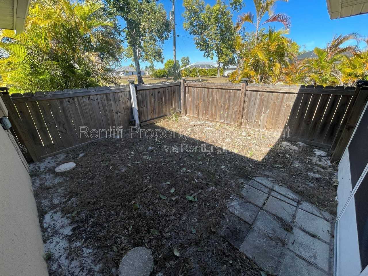 25486 Avillas Ct - Photo 7 of 20