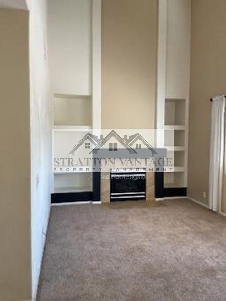 4591 W Toledo St - Photo 7 of 20